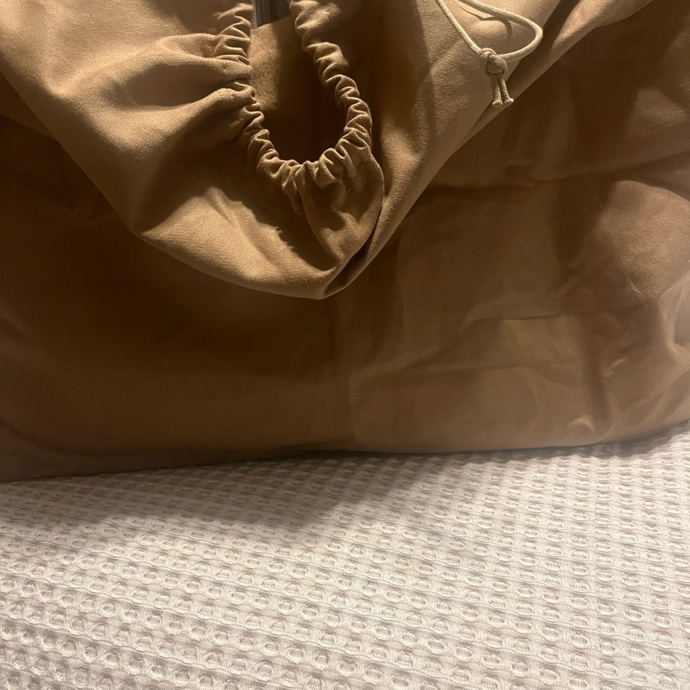 Authentic Burberry Beige Plaid Tote with Silver Trim - Picture 9 of 9